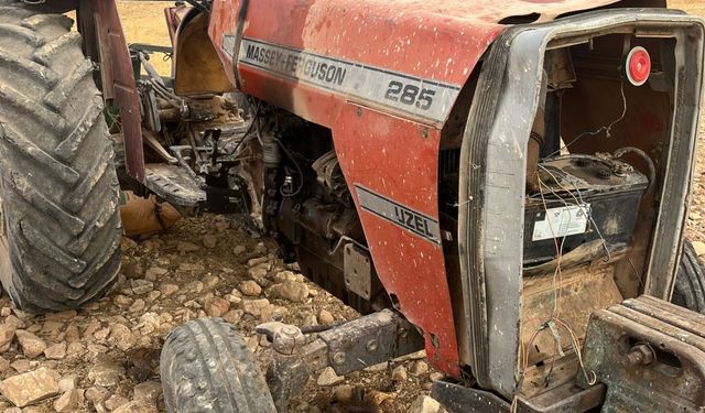 Adıyaman'da traktörün devrilmesiyle 1 kişi öldü, 1 kişi yaralandı