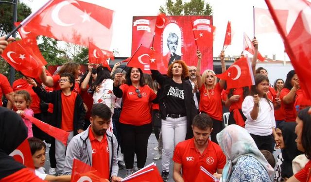 Avcılar Belediyesi 100'üncü yıl etkinliklerini yürüyüş ve konserle tamamlayacak