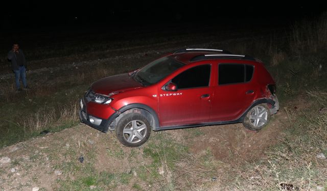 Burdur'da kaza yapan otomobilden inen kişi başka aracın çarpması sonucu öldü