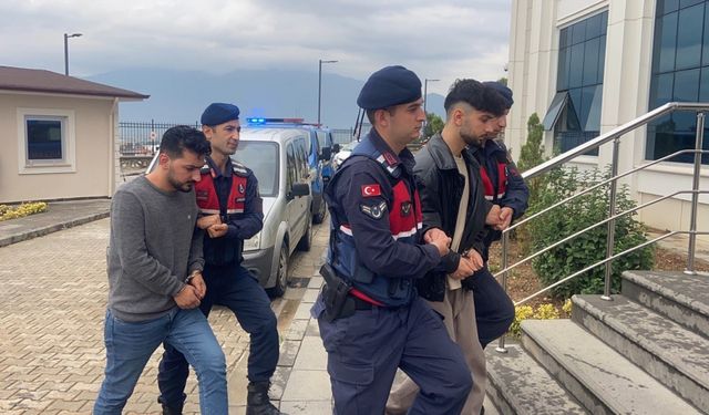 Bursa'da bir kişinin ölümüne neden olan ehliyetsiz sürücü ile ağabeyi tutuklandı