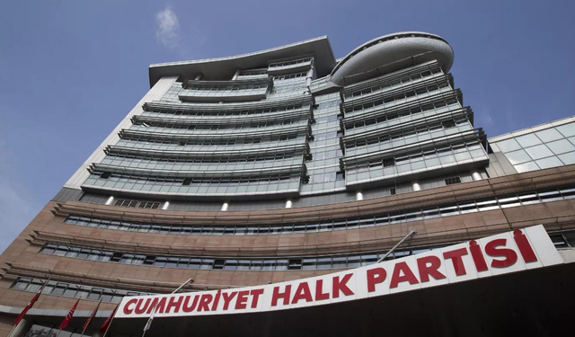CHP'den "belediyelerden rant sağladılar" iddiasına suç duyurusu