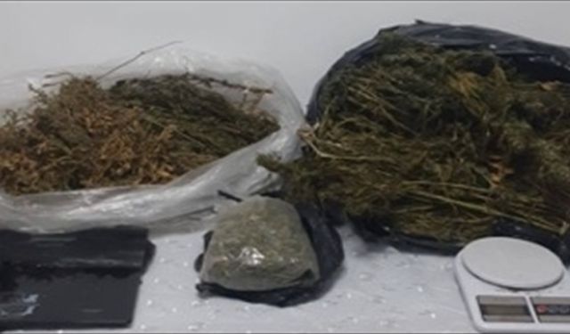 Denizli'de uyuşturucu operasyonunda 11 kilo 500 gram esrar ele geçirildi