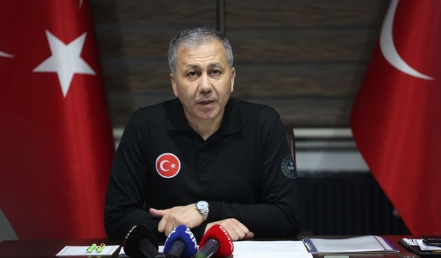 Bakan Yerlikaya, Zonguldak'ta iletişimin kesildiği geminin battığını bildirdi