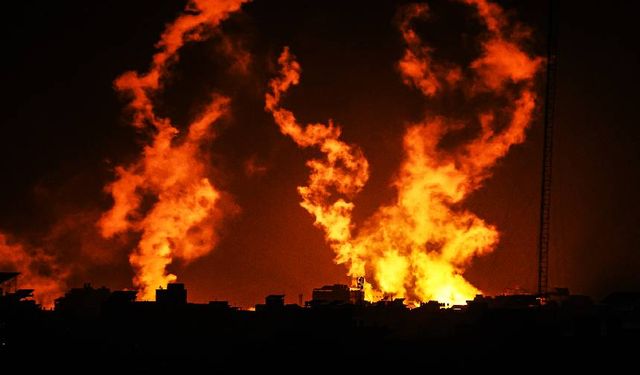 İsrail ordusunun Gazze'ye gece boyu sürdürdüğü saldırılarda 19 Filistinli öldü