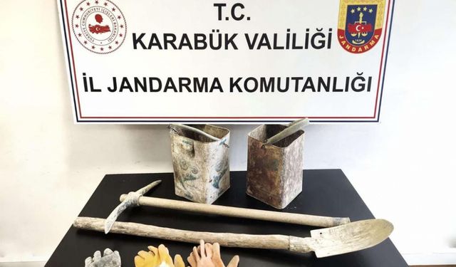 Karabük'te kaçak kazı yapan 4 kişi suçüstü yakalandı