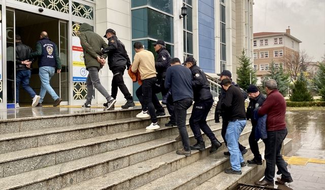 Kırşehir'de aranan 17 kişi yakalandı