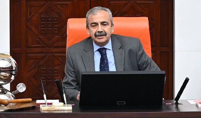 Bakan Koca'dan Sırrı Süreyya Önder'in sağlık durumuna ilişkin açıklama