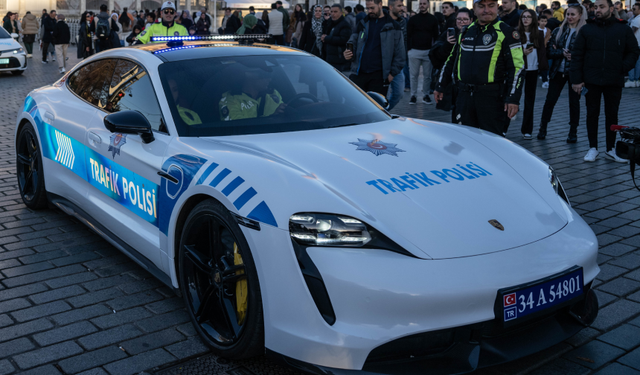 Ele geçirilen lüks otomobillerin polislere verilmesi hukuki mi? İşte yanıt