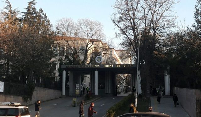 Ankara Üniversitesi’nde ülkücüler sınava girecek olan öğrencilere saldırdı