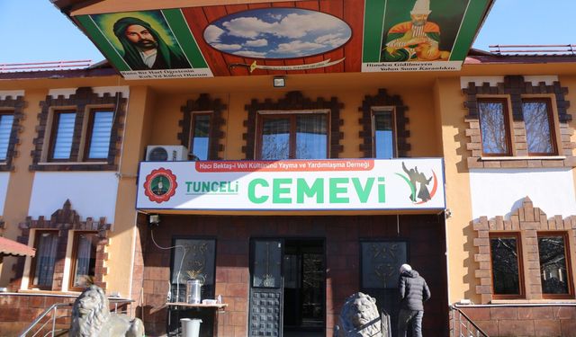 Cemevi Genel Kurulu’nda gerginlik: Ali Ekber Yurt polis çağırdı