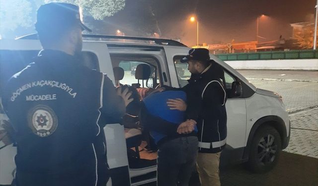 Erzincan'da 22 göçmen yakalandı