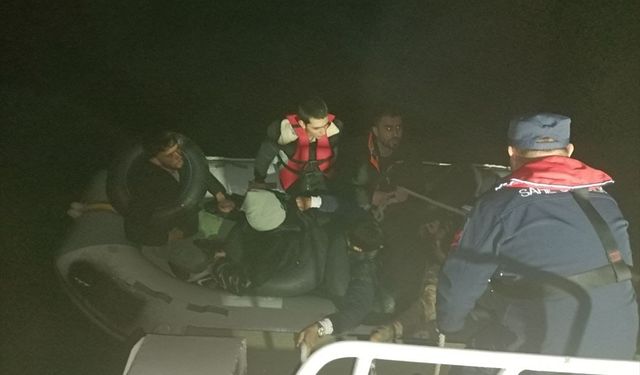 Ayvalık açıklarında 45 göçmen yakalandı