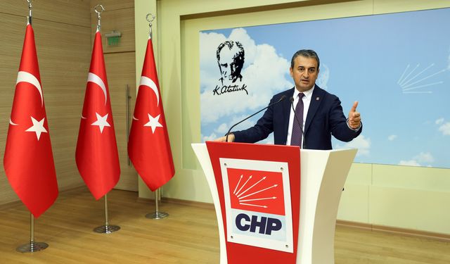Burhanettin Bulut: Cumhurbaşkanlığı Sarayı, yılın ilk beş ayında günde 39 milyon 725 bin TL harcadı