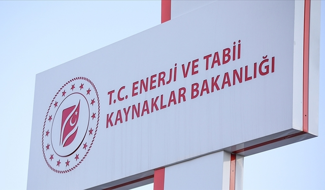 Enerji ve Tabii Kaynaklar Bakanı: Yakında Suriye'ye gaz tedarik edeceğiz