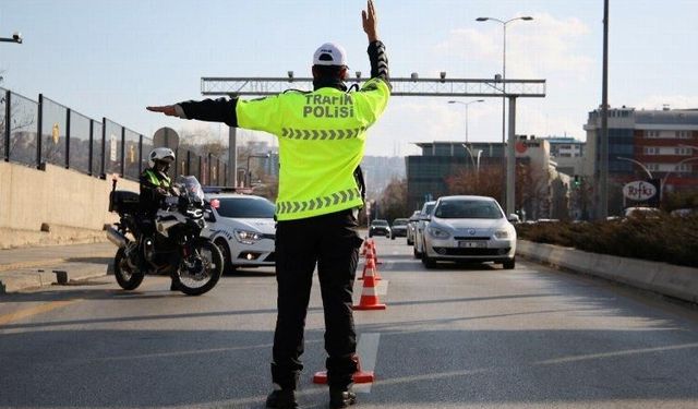 İstanbul'da yarın bu yollar trafiğe kapatılacak
