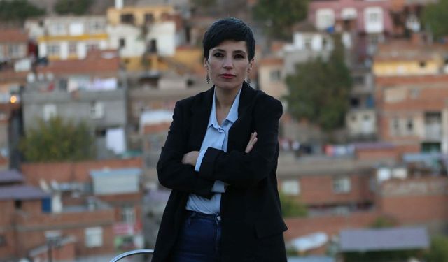 Gazeteci Dicle Müftüoğlu'na ödül