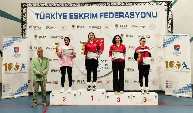 Eskrimde Epe ve Kılıç Federasyon Kupası, Ankara'da düzenlendi