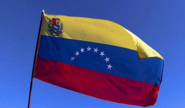 Venezuela'da devlet başkanı seçimi için 13 adayın başvurusu kabul edildi