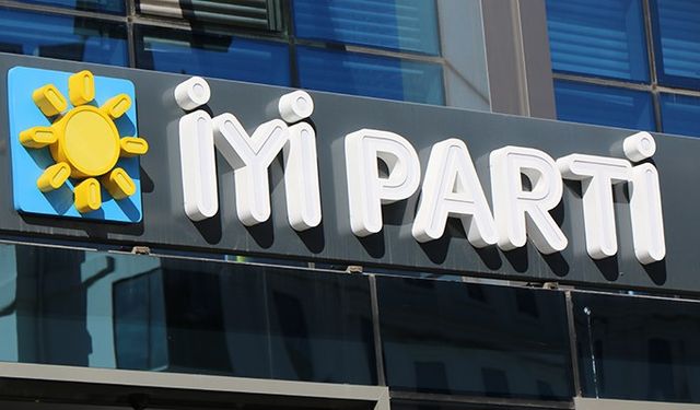 İYİ Parti Gölmarmara teşkilatı istifa etti! CHP'nin adaylarını destekleyecekler