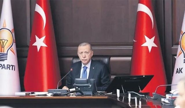 AKP'de kritik toplantı: Önce il başkanları, sonra MYK değişecek