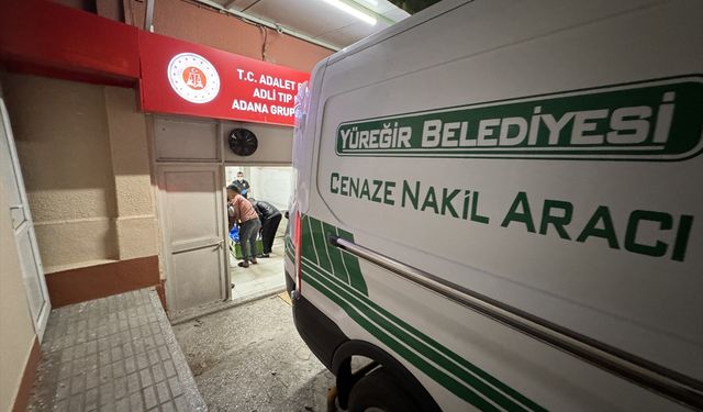 Adana'da elektrikli bisikletten düşen hamile kadın otobüsün altında kalarak yaşamını yitirdi