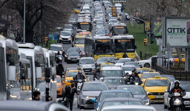 1 Mayıs'ta toplu ulaşıma kısıtlama! İşte yarın kapalı olacak metro, metrobüs, tramvay ve İETT güzergâhları...