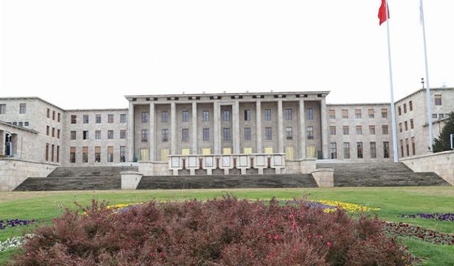 TBMM’de bu hafta en düşük emekli maaşı, Varlık Fonu denetimi ve trafik cezaları gündemde