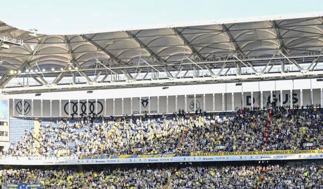 Fenerbahçe-Kayserispor maçında istifa tezahüratı