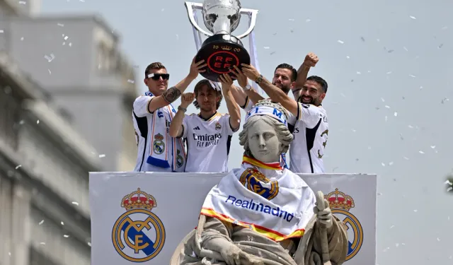 Real Madrid lig şampiyonluğunu kutladı