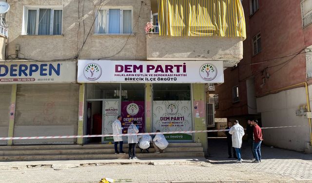 DEM Parti Birecik ilçe binasına silahlı saldırı