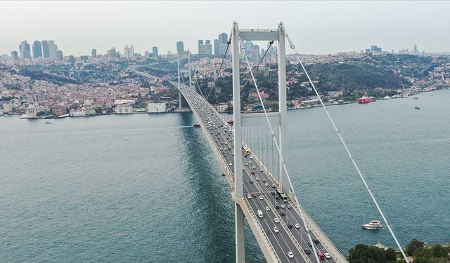 Bloomberg: Türkiye köprü ve otoyol özelleştirmeleri için Ernst & Young’ı yetkilendirdi