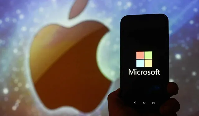 Apple, Microsoft'u geçip yeniden dünyanın en değerli şirket oldu