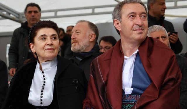 DEM Parti Eş Genel Başkanı Tuncer Bakırhan ve Leyla Zana Hakkari'ye gidiyor