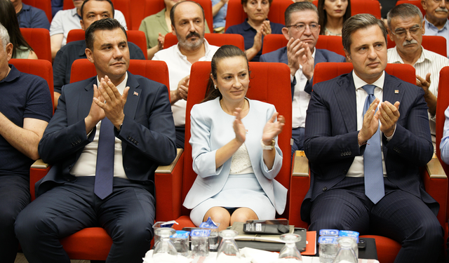 CHP Manisa örgütü, 31 Mart seçimleri sonrasındaki izlenecek stratejiyi İl Danışma Kurulunda masaya yatırdı