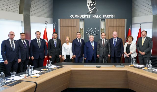 CHP heyeti, İrlanda heyeti ile görüştü