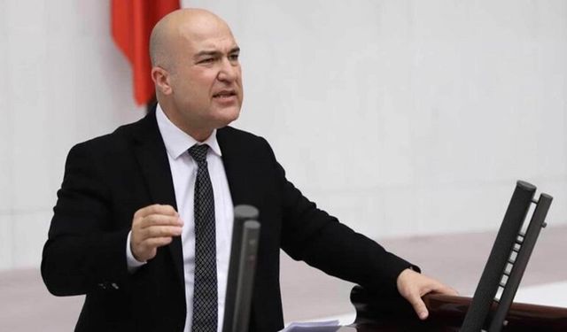 CHP'den Özel Harekat Başkanı Süleyman Karadeniz'in Bahçeli’nin elini öpmesine tepki