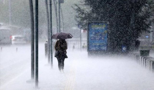 Meteoroloji'den kuvvetli yağış ve sağanak uyarısı