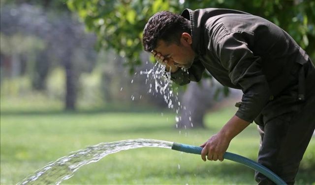 İran'da kamu kurumları için tatil kararı