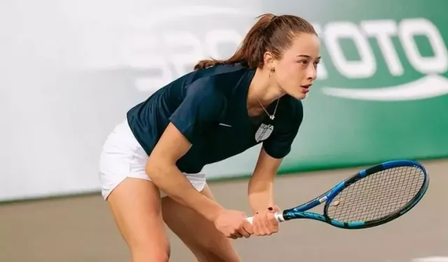 Zeynep Sönmez, Wimbledon'da 3. tura yükselerek tarihe geçti