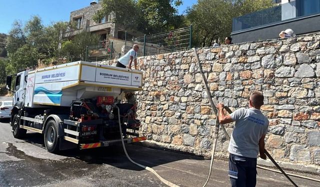 Bodrum'da su sorunu devam ediyor: Evlere tankerle su taşındı