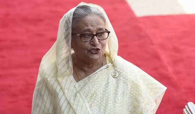 Eski Bangladeş Başbakanı Hasina, bir cinayet davasında şüpheli olarak gösterildi