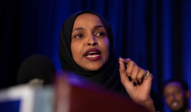 ABD'de Minnesota ön seçimini Ilhan Omar kazandı