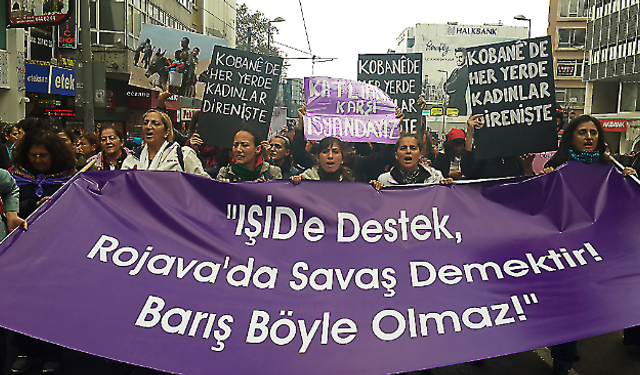 Binlerce kadın barış için Kadıköy'de toplandı: Cizre'de savaş varken İstanbul'da barış olmaz