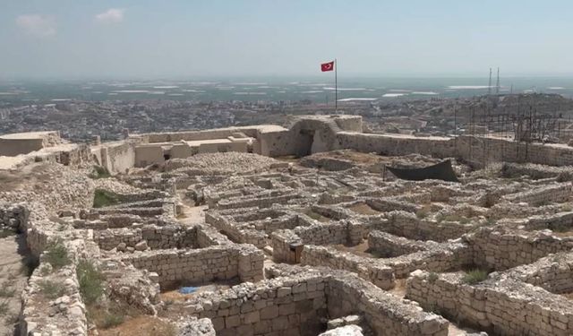 Silifke Kalesi'ndeki arkeolojik kazılarda yeni keşif: Mezar hediyeleri bulundu