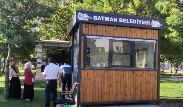 Batman Belediyesi yurttaşlara ücretsiz ekmek dağıtımına başladı