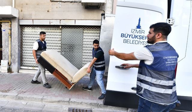 İzmir Büyükşehir ikinci el eşya bağışında köprü oluyor