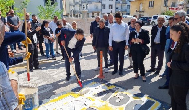 Karakoçan Belediyesi silinen Kürtçe uyarı yazılarını yeniledi