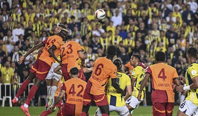 Fenerbahçe-Galatasaray derbisinin galibi sarı-kırmızılılar oldu