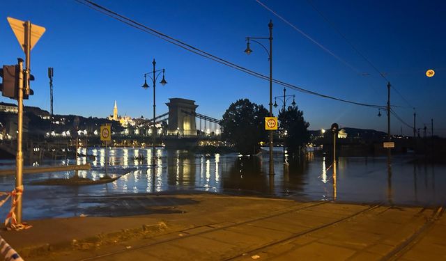 Boris Fırtınası Budapeşte'yi sular altında bıraktı