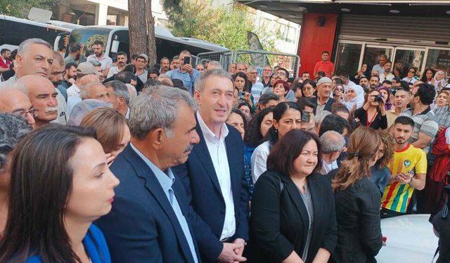 DEM Parti’nin Diyarbakır mitingine katılan 15 kişi daha gözaltına alındı